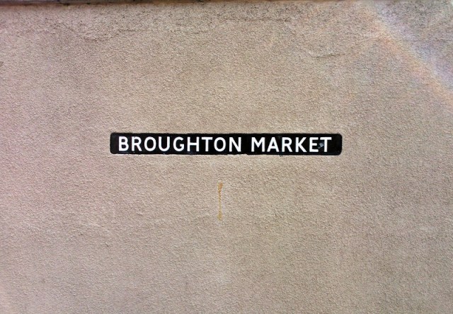 B r o u g h t o n  M a r k e t  w i t h  c o r n e r  r a i n b o w  